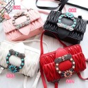 クリスマス間近！女子の心を掴むmiumiuバッグ
