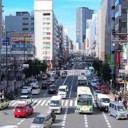 何故！車は左通行？！