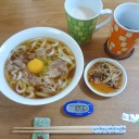 世間の雨は冷たかった♪