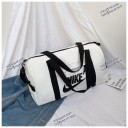 SUPREMEブランド コピー Supreme 19FW Nike Leather Duffle Bag Box Logo 2色可選 ボストンバッグ おしゃれな装い