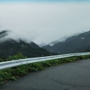 混みあう土曜の墓参り