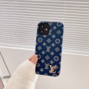 adidas アイフォーン13 adidas 携帯ケース 高級感