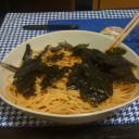 何か食べる物