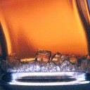 湿気で暑い気がしてクーラーつけると寒いし；