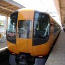 続々登場