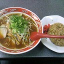 ニンニク効きすぎラーメン