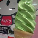 けんけつちゃんと抹茶ソフト