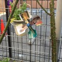 カラフルな風速計タイプの風車