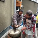お餅つき