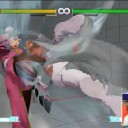 デヴィ夫人鳳翼扇を放つ