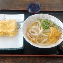 まずは朝飯