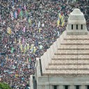 【 国会の 決壊 】／東京は放射能【汚染地帯】／原発を無くしたいって国民が望んでも、内閣は原発推進。　（未OTL）