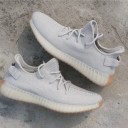 adidas イージーブースト350 v2 ブルーティント/yeezy boost 350 v2 black red 偽物 販売