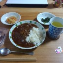 月曜日雨が降っても青くない♪