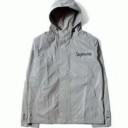 秋冬人気セール安いSUPREME シュプリーム ジャケット アウター 軽量 防風 ストレッチ 防風加工 ジップアップ 男女兼用