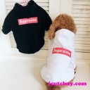 冬用のシュプリームドッグウェア Supremeボックスロゴパーカー 犬服 お散歩に