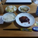 オセロなら赤に変わるのだが（飛び石連休）♪