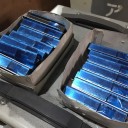 光沢材料はキズが問題