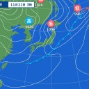 【 桜島 】（ 噴煙 １，４００ ｍ ）／【 諏訪之瀬島 】（奮発中）。