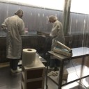 クリーンブース内での作業