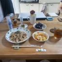 いつものように幕が開き（日曜日）♪