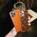 人気 ブランド iPhone 13 カバー 綺麗
