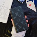 プラダ iphone13/13 pro maxケース ルイヴィトン iphone12/12 pro手帳型ケースブランド airtagケース高級人気