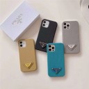 大人っぽく上品なプラダiPhoneケース人気ランキング5選！